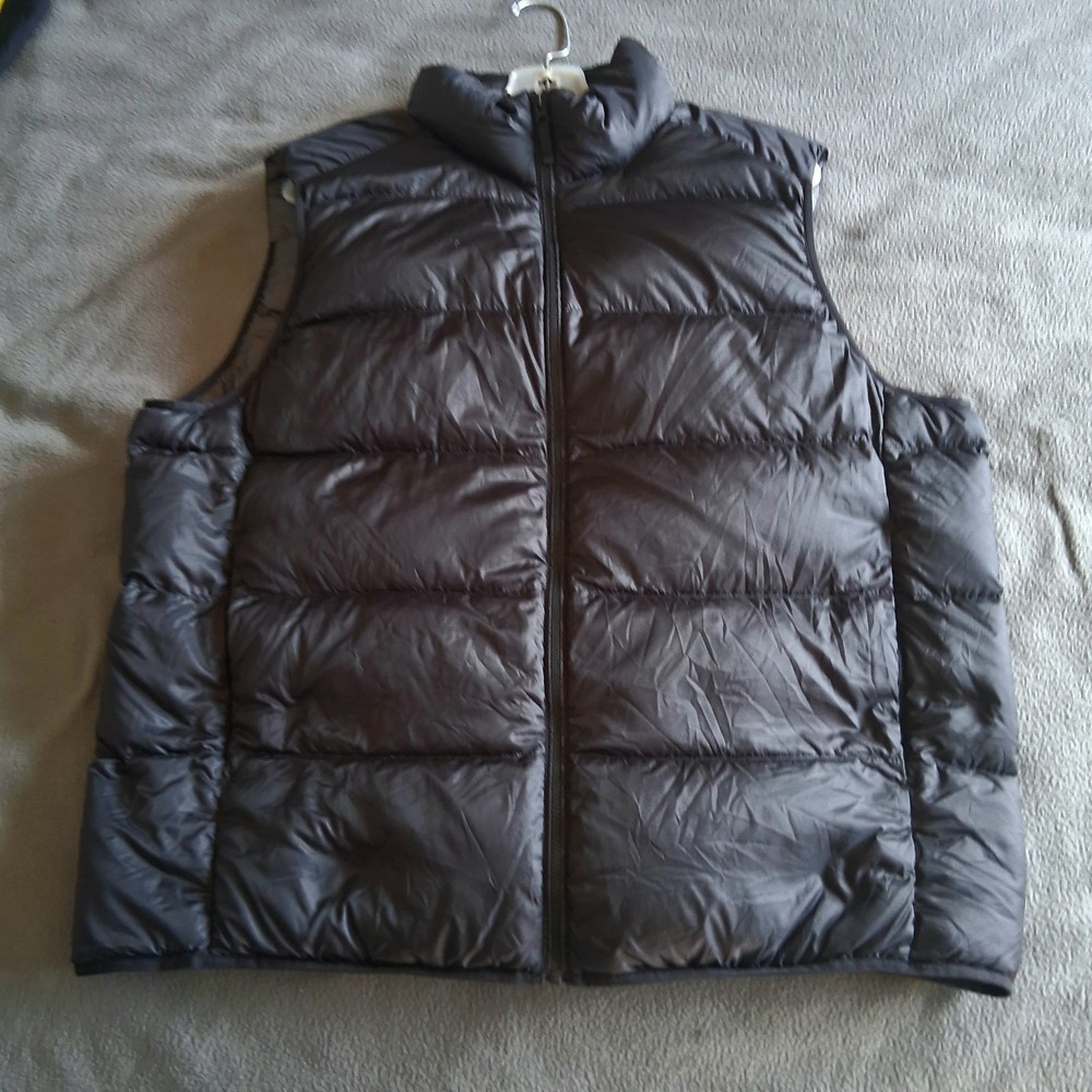 UNIQLO Ultra Light Down Puffer Vest Men's Size XL Black Lightweight